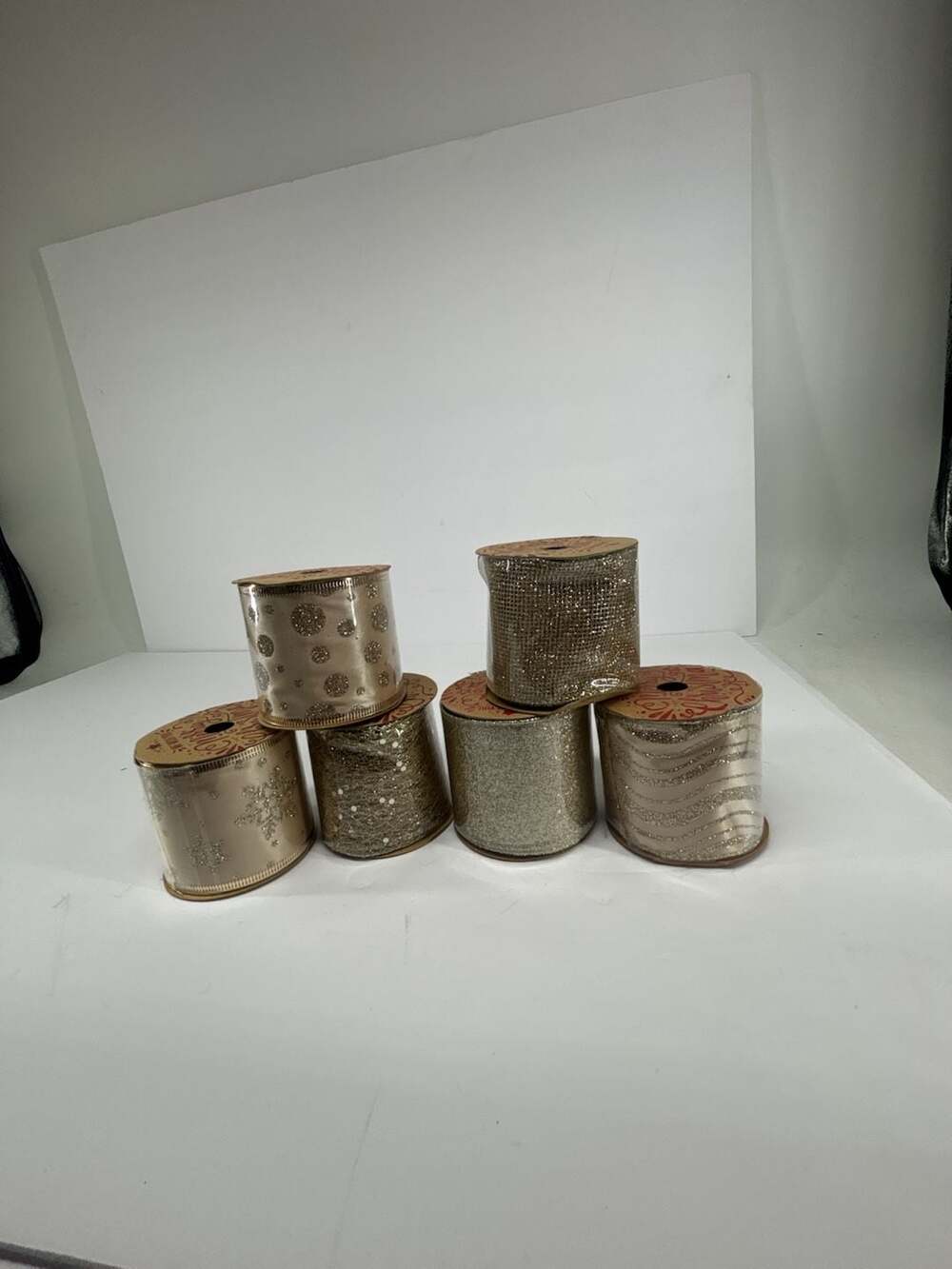 Ribbli 6 PCS Gold Glitter Christmas Ribbon Wired 2.5 Inch - Picture 2 of 2
